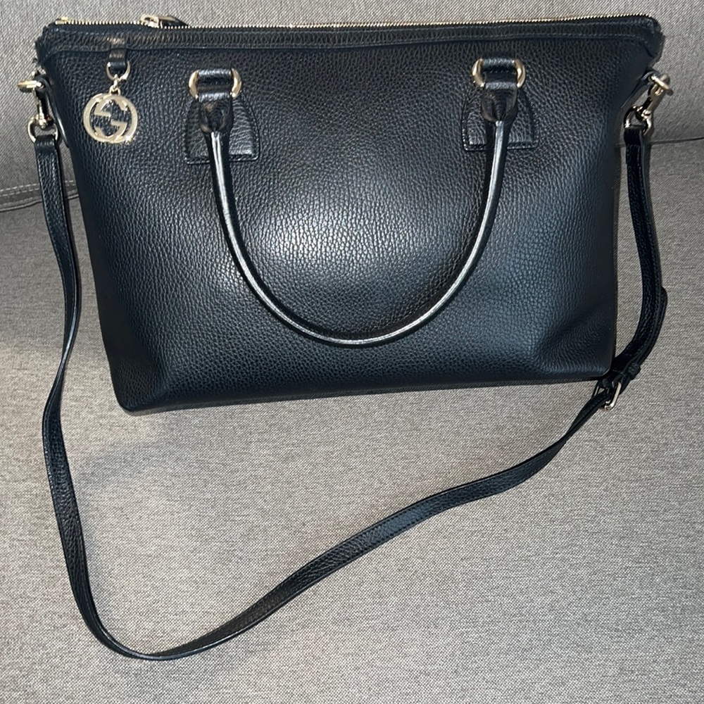 Gucci Interlocking GG Charm Leather Tote-449650-Authentic-EUC